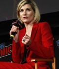 Jodie-Whittaker_-Doctor-Who-Panel-at-2018-New-York-Comic-Con--12-662x898.jpg